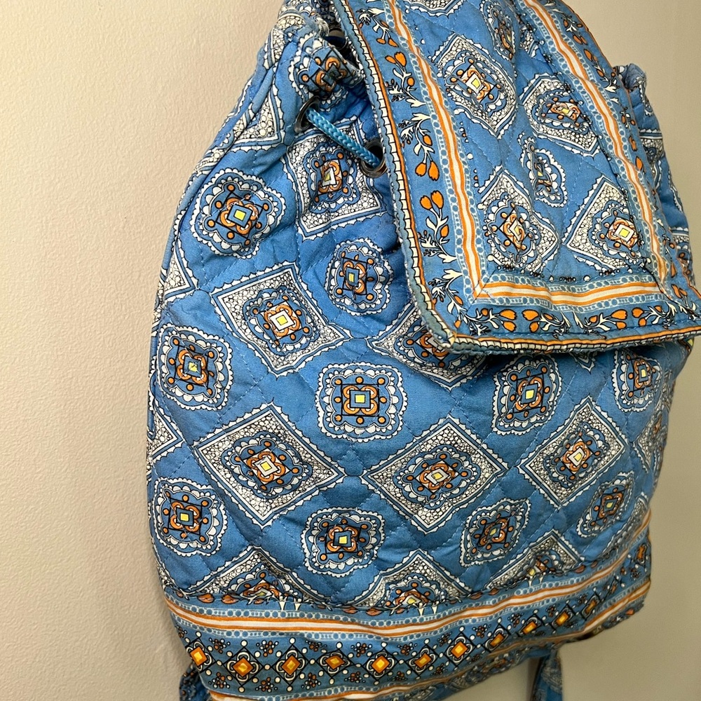 Vera Bradley traditional Blue Diamond design Backpack - Picture 4 of 13